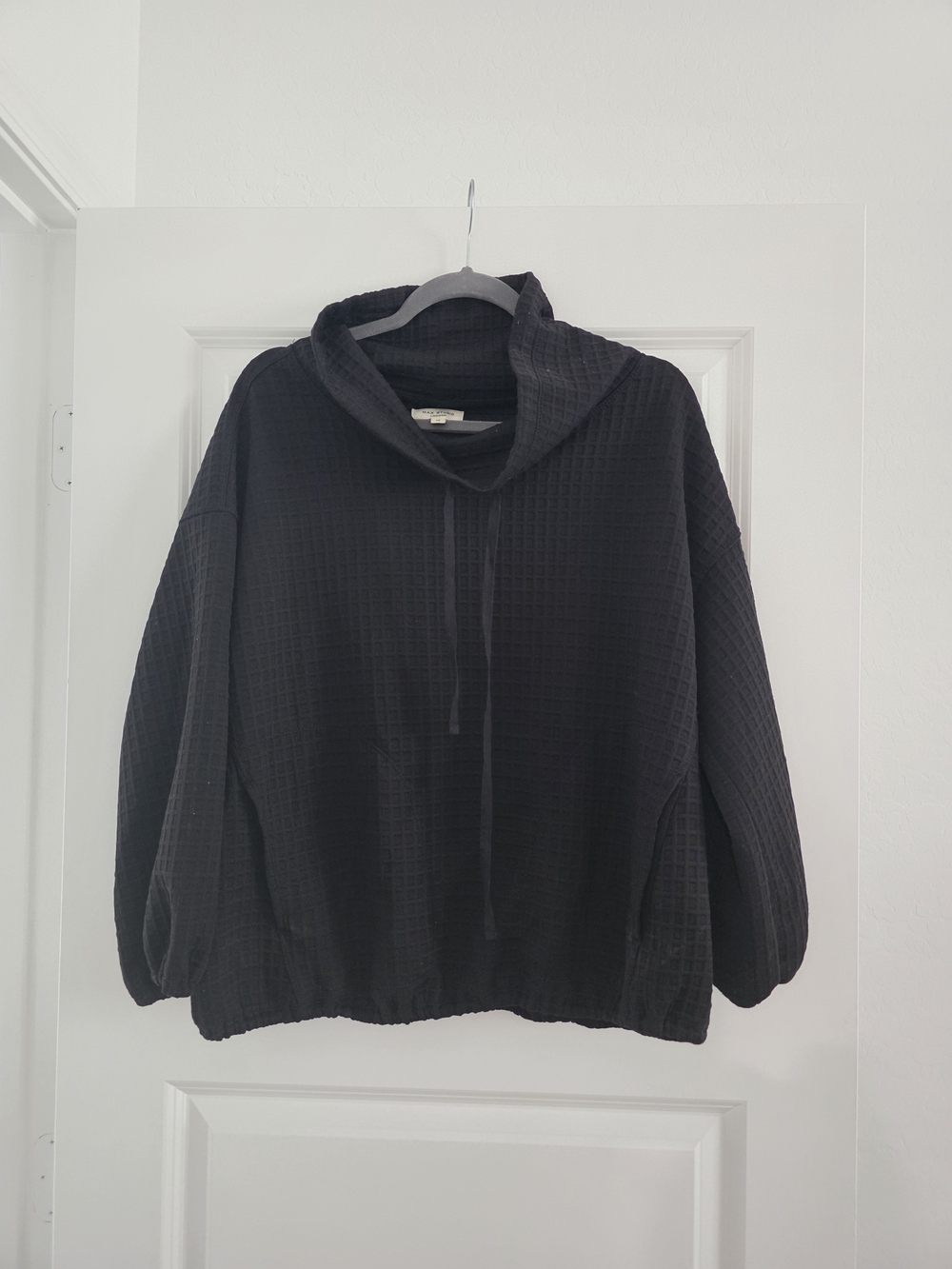 Max Studio Black Waffle-Knit Cowl Neck Pullover. Plus Size 1x.